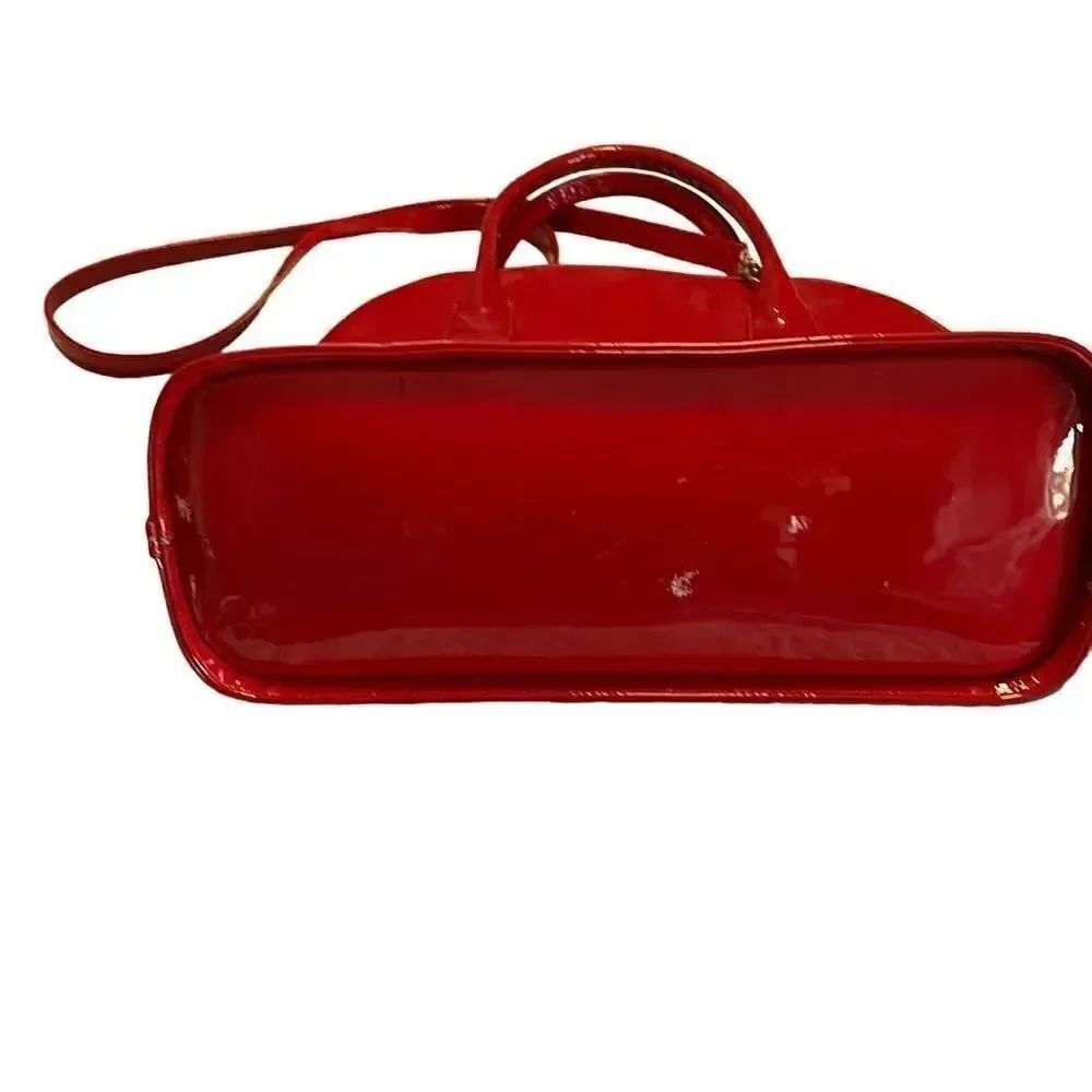 Sydie Lansing red patent purse. - Picture 2 of 8